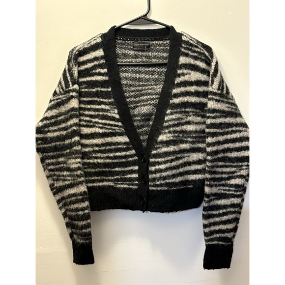 Urban Outfitters Cropped  Long Sleeve Wool Stripped Cardigan Size M - Picture 1 of 7